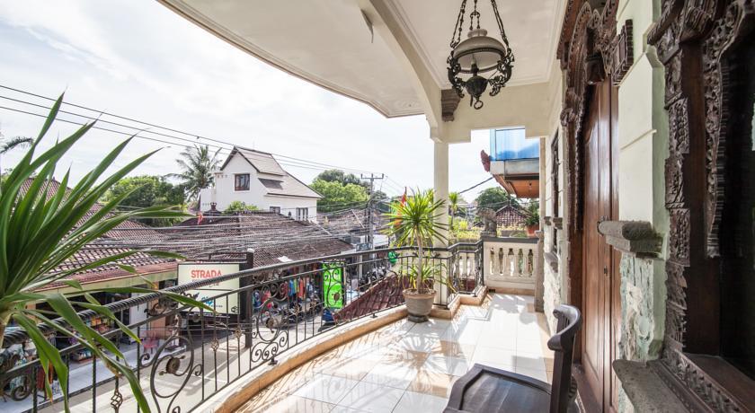 Lori Beach Inn Seminyak  Bagian luar foto
