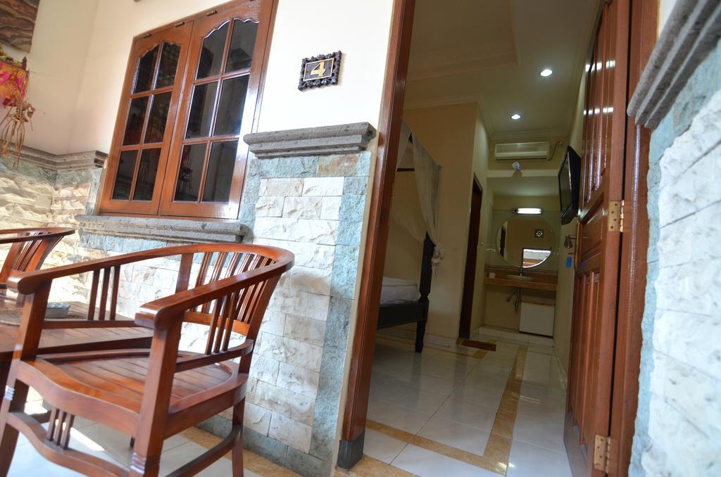 Lori Beach Inn Seminyak  Bagian luar foto