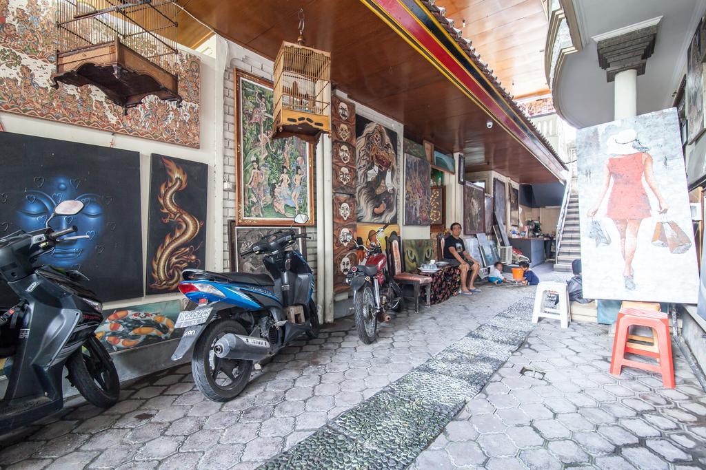 Lori Beach Inn Seminyak  Bagian luar foto